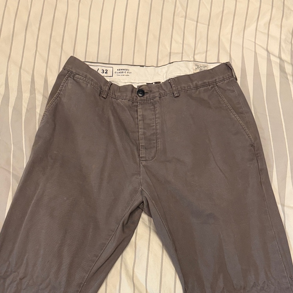 Club Monaco Men's Taupe Chinos